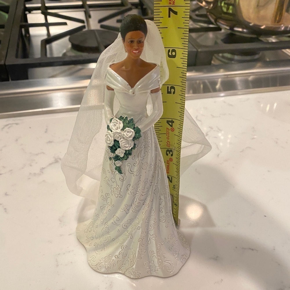 The Hamilton Collection Michelle Obama Figurine Graceful Bride Numbered 4913A - Picture 13 of 13
